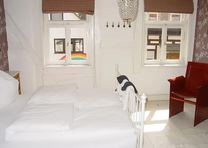 Robert's Bed & Breakfast Helmarshausen